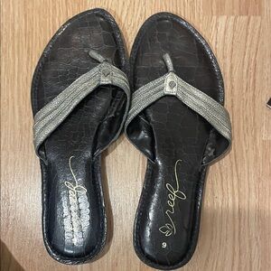 Reef Women's Sandals with Black and Silver Design